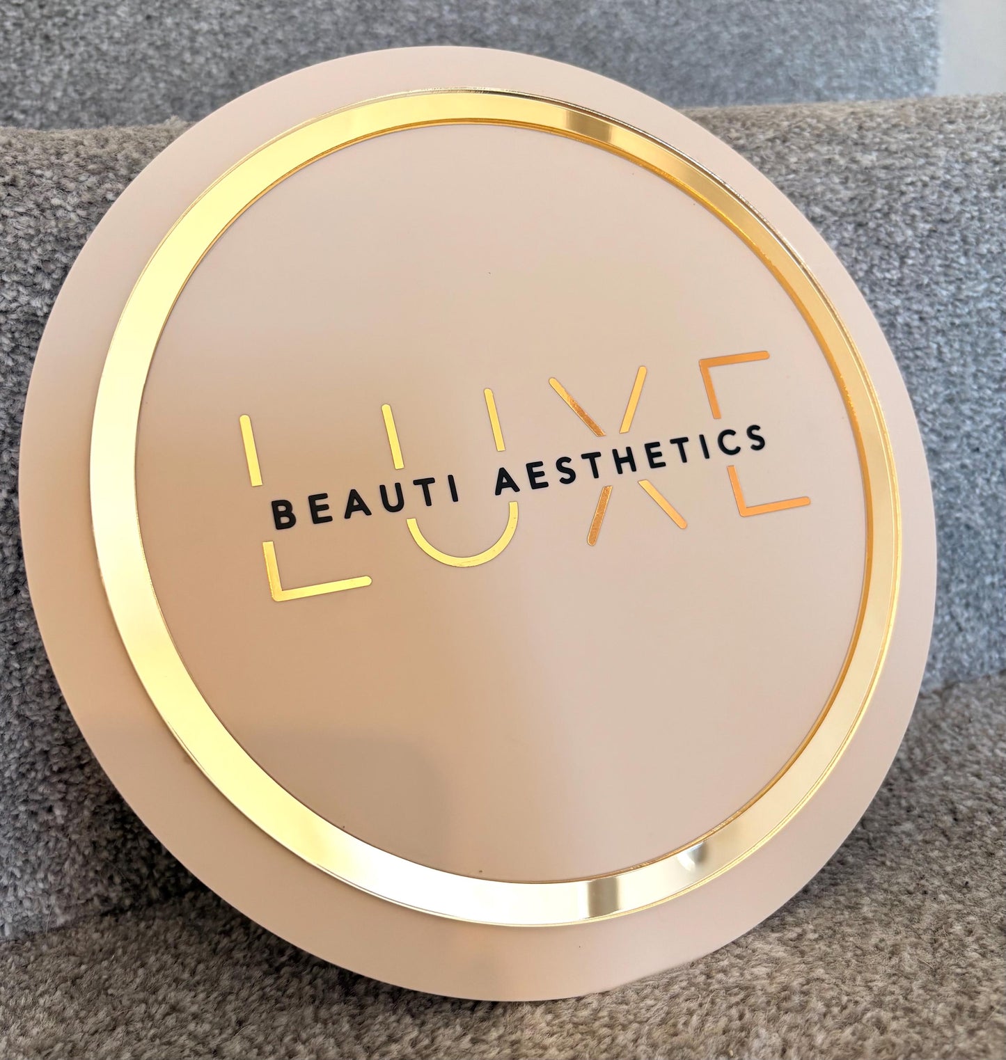 25cm Beauty Acrylic Circle Business Sign
